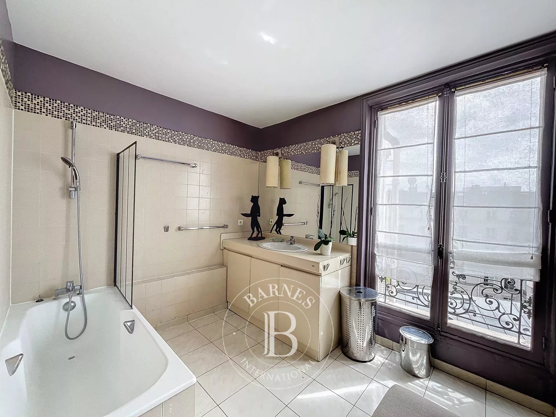 Daire Paris 8ème - picture 9