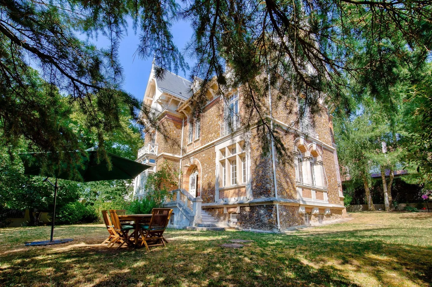 Sèvres