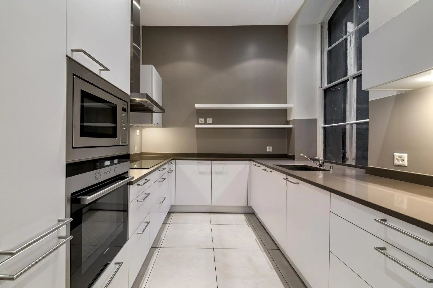 Elégance et charme au coeur de la cité de Calvin