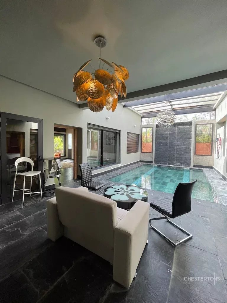  Image of Villa - 6 Bedrooms for Sale in Marrakech-Ménara-Marrakech-Morocco, Image 11