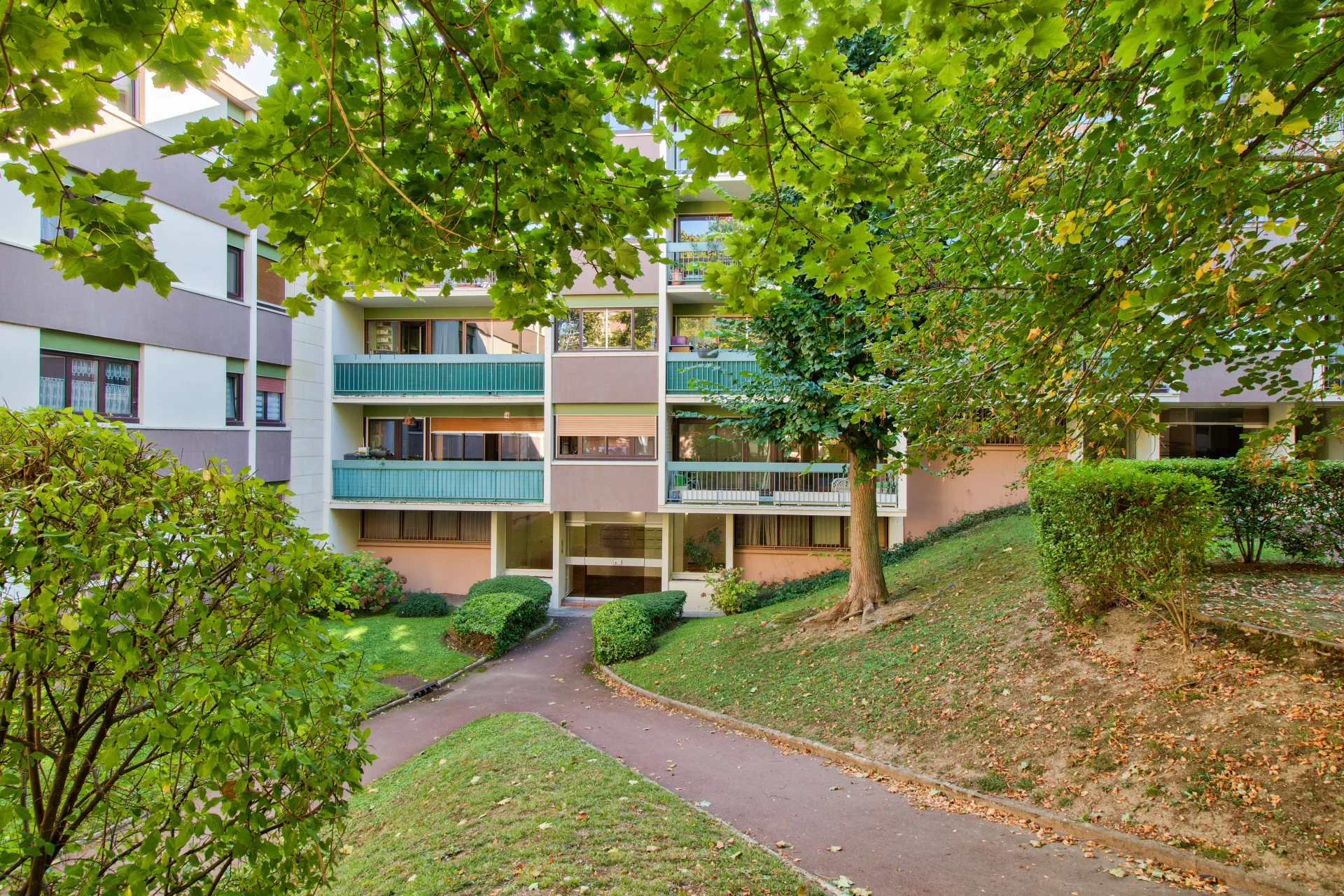 Le Mesnil-le-Roi - SAINT-GERMAIN-EN-LAYE