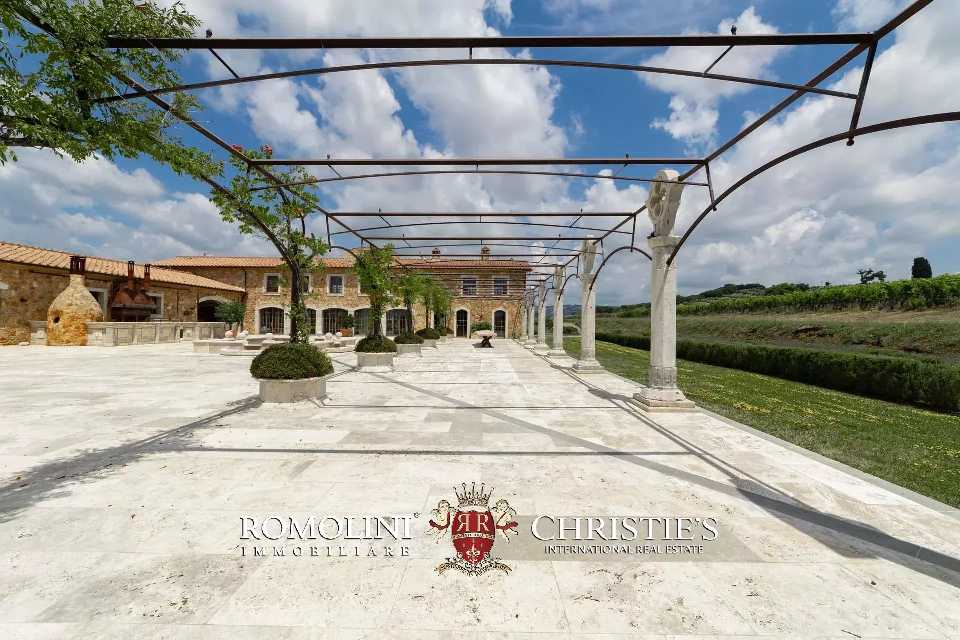 17 Bedroom Villa/Townhouse's Image 22