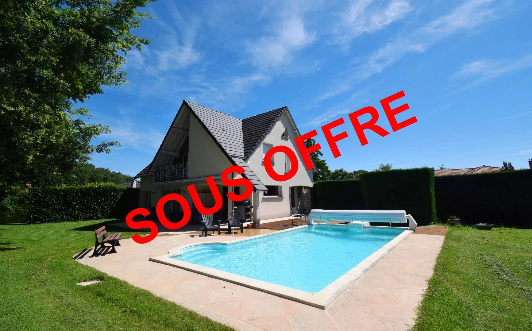 SOUS OFFRE - Maison 7 pièces avec garage et jardin à BELLERIVE-SUR-ALLIER