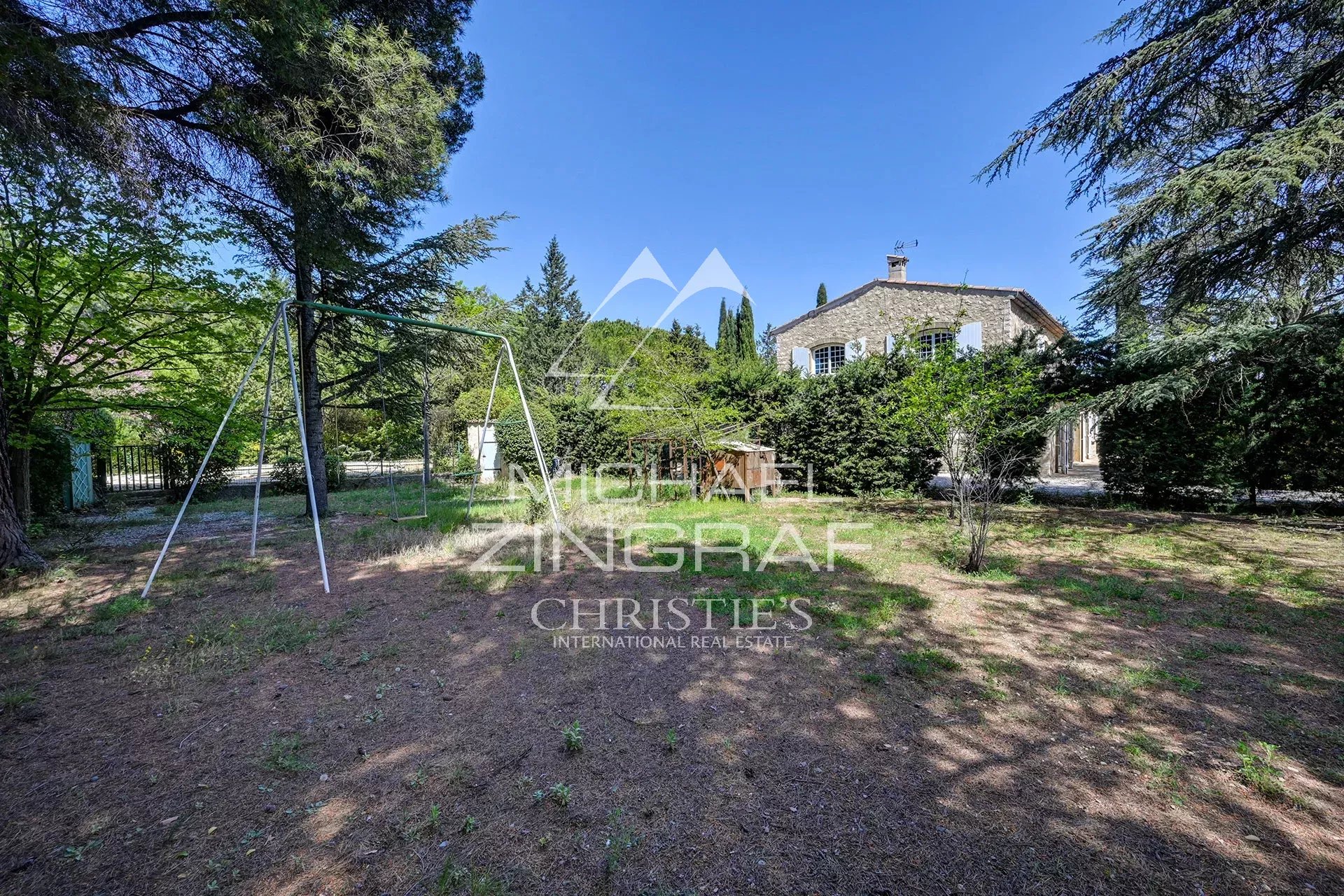 4 Bedroom Villa/Townhouse's Image 21