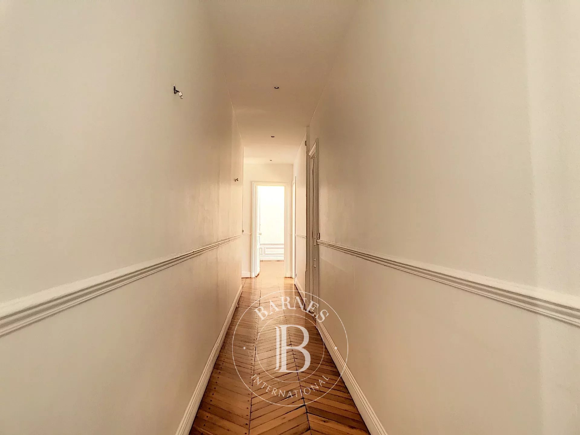 Daire Paris 8ème - picture 9