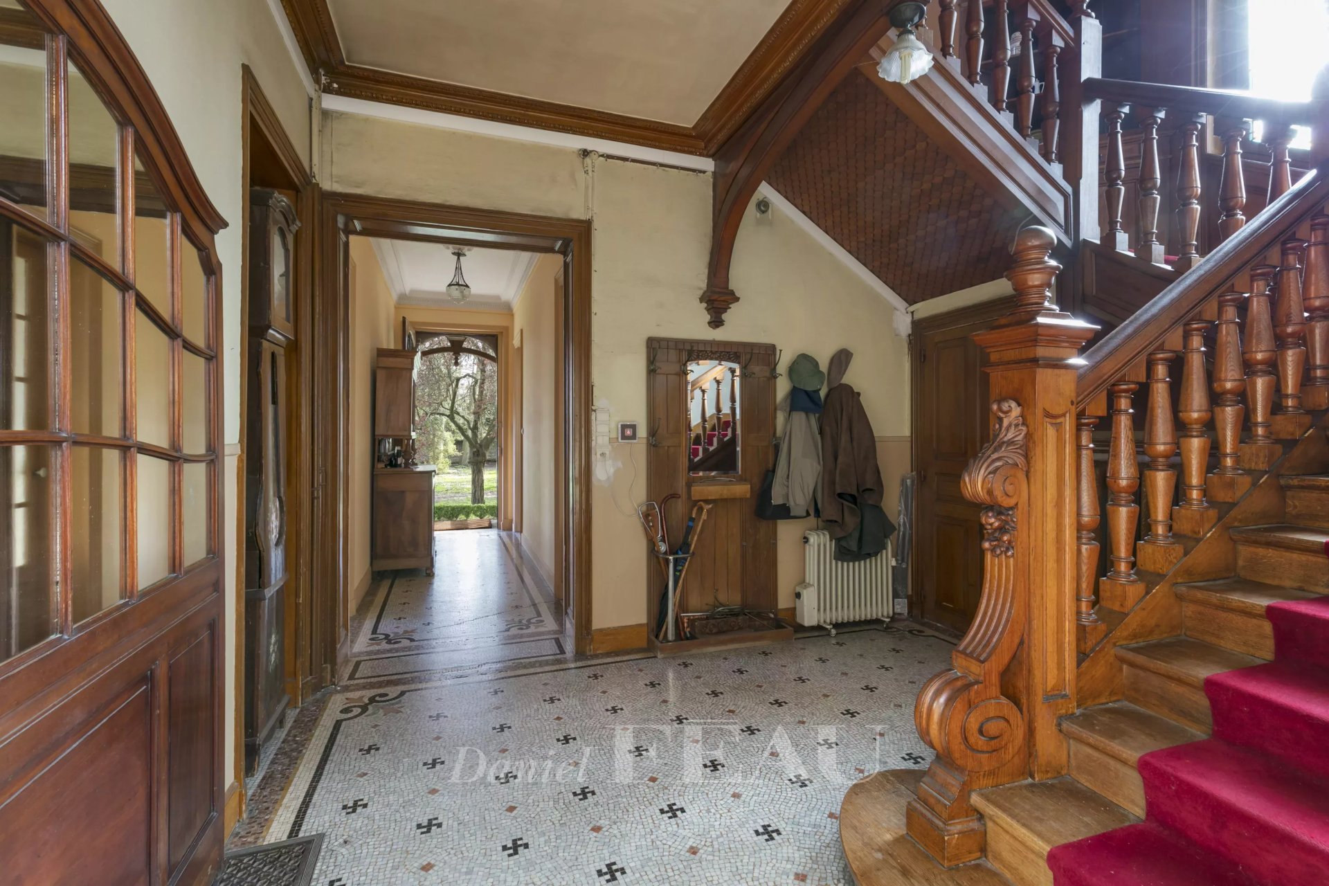 6 Bedroom Villa/Townhouse's Image 3