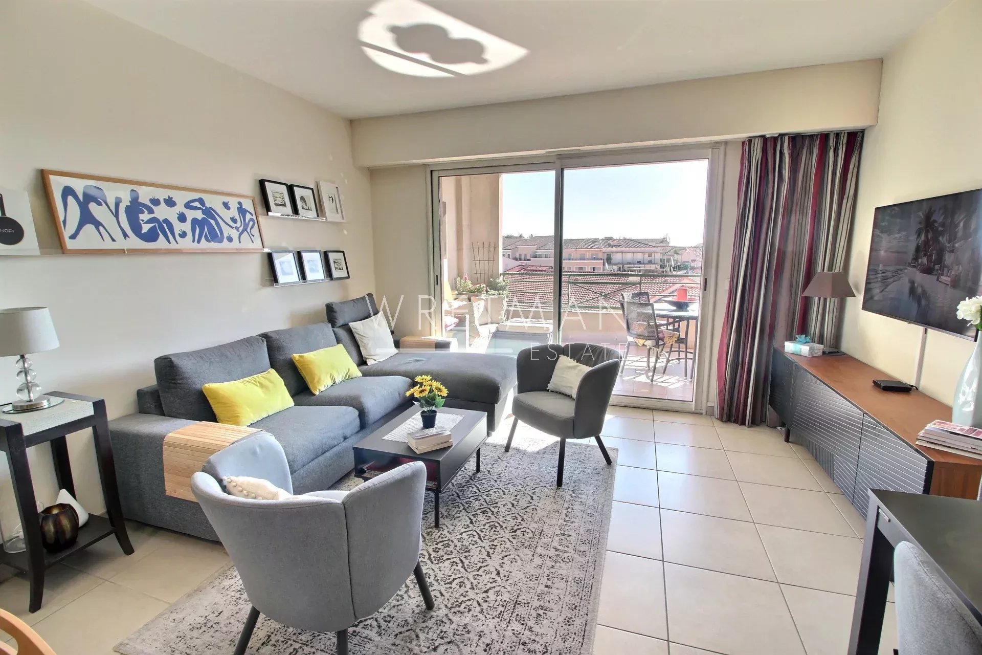 Appartement 3 pièces – Antibes centre