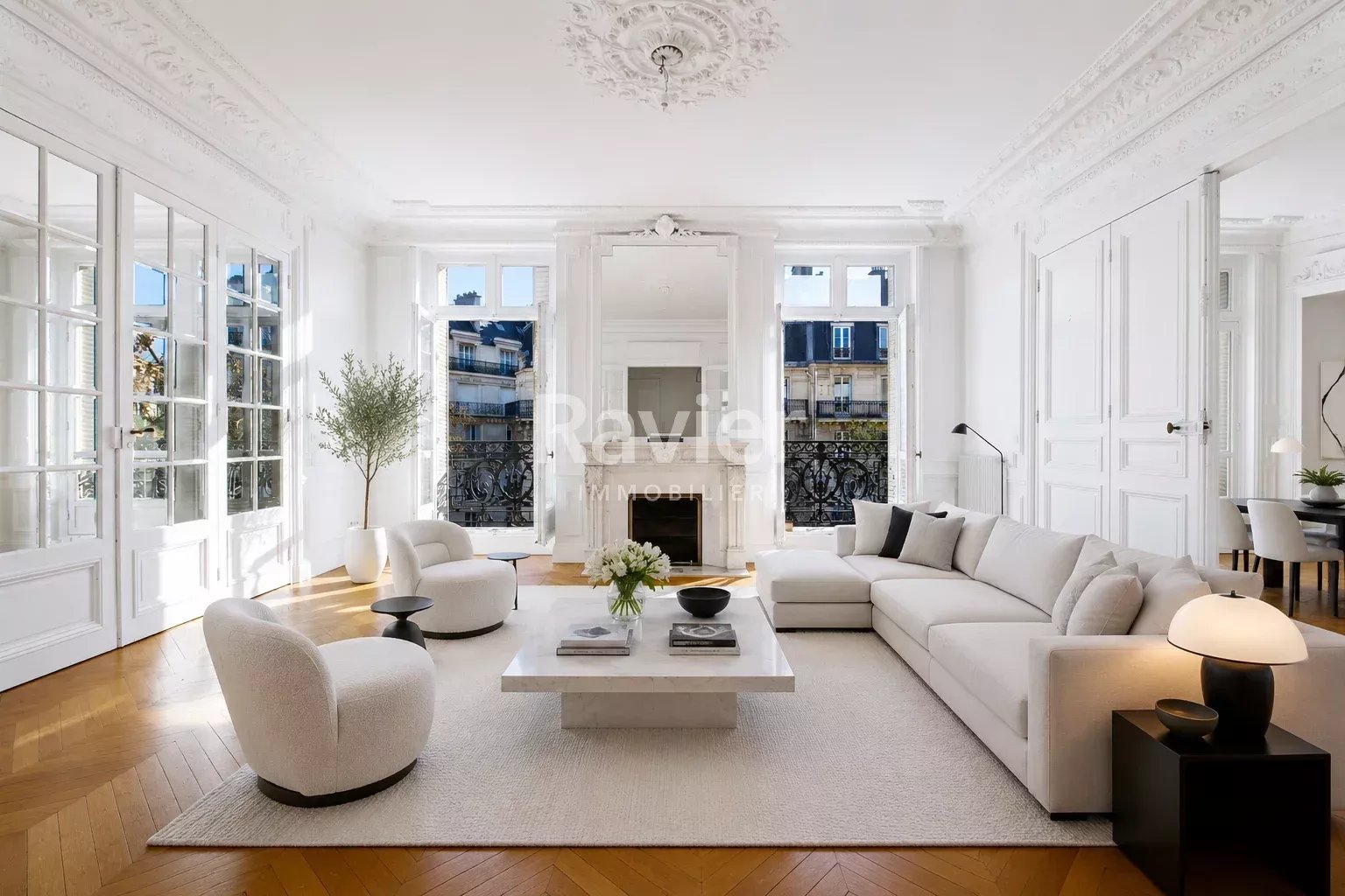 Agence immobilière de 