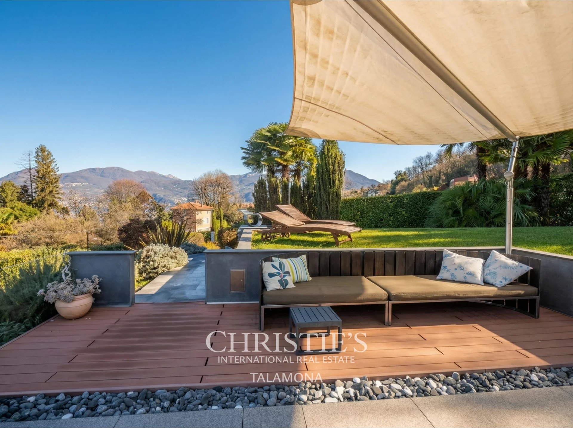 4 Bedroom Villa/Townhouse's Image 28
