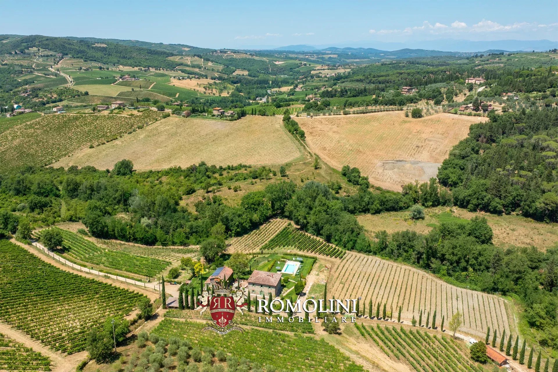 7 Bedroom Vineyard's Image 13