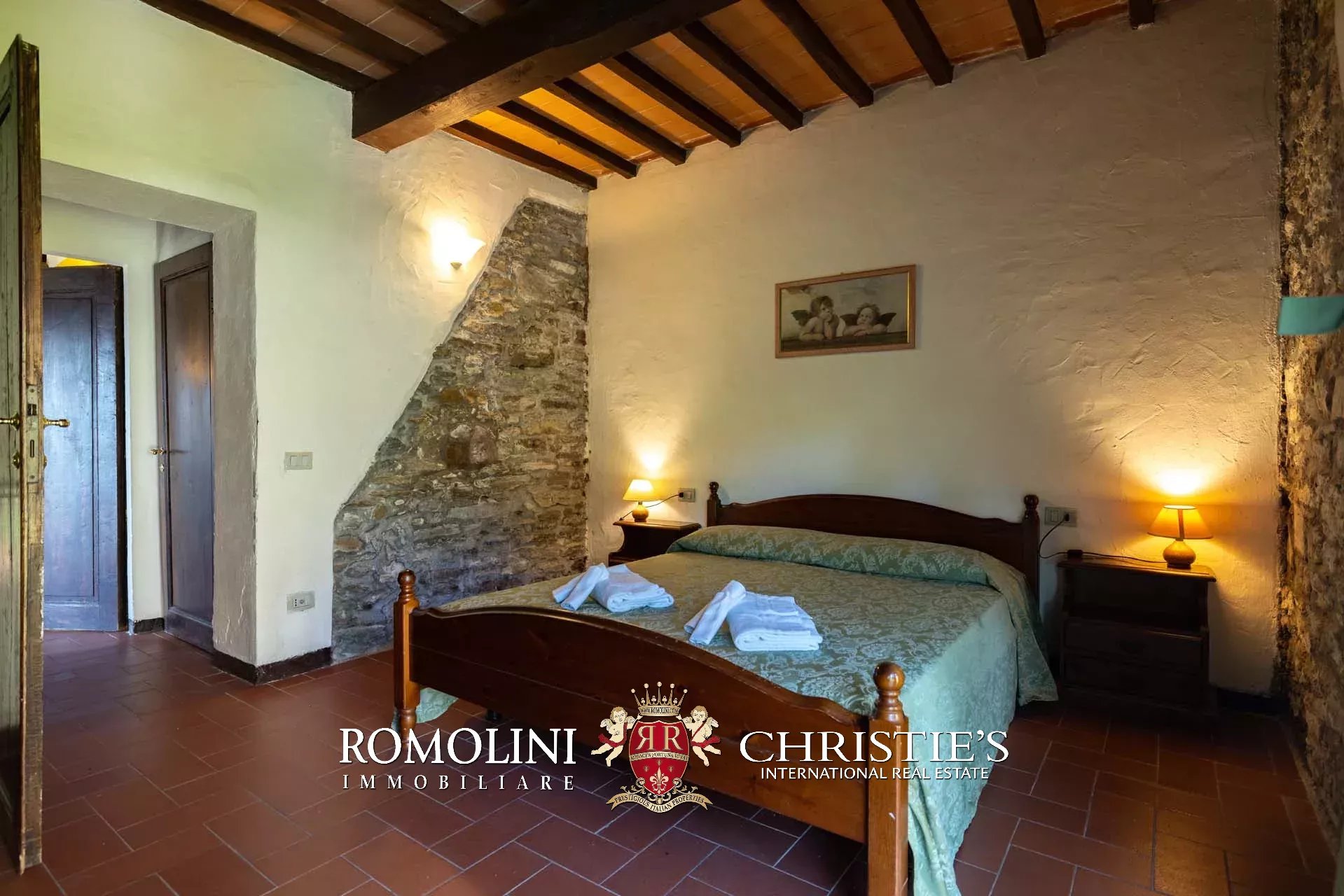 20 Bedroom Villa/Townhouse's Image 33