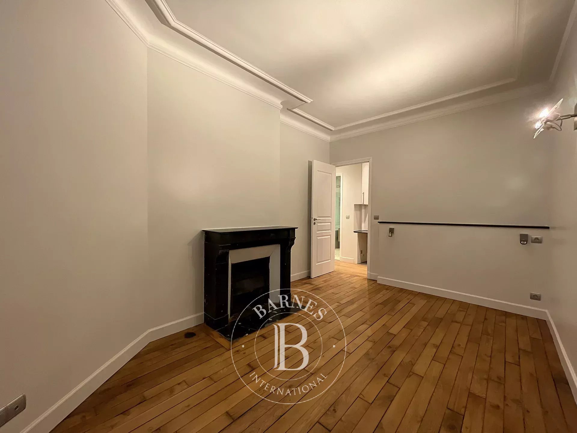 Daire Paris 18ème - picture 6