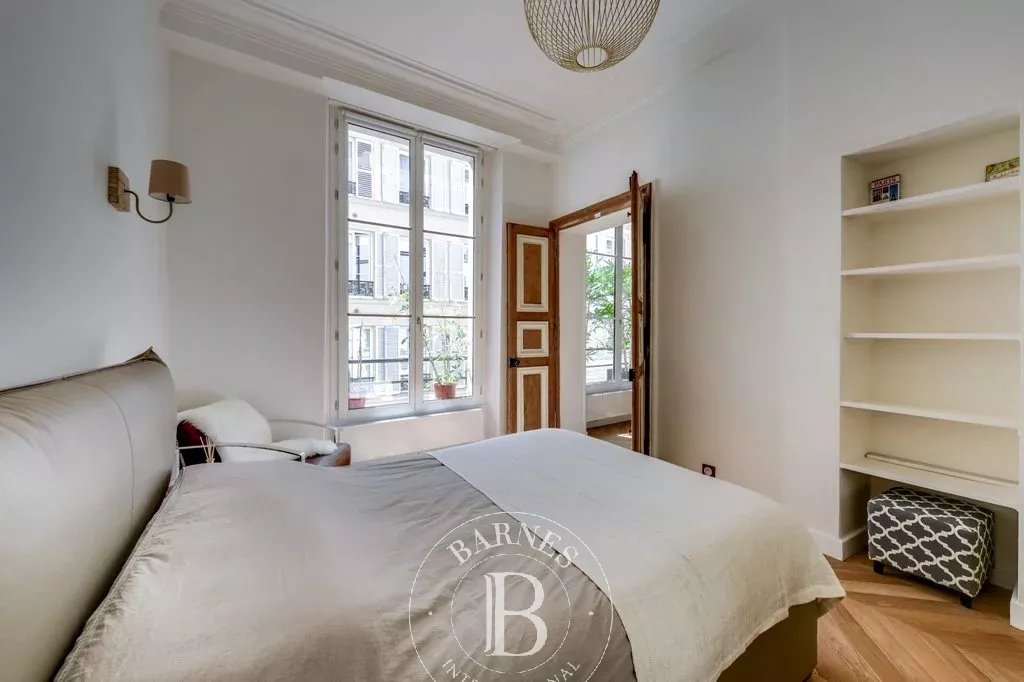 Daire Paris 4ème - picture 12