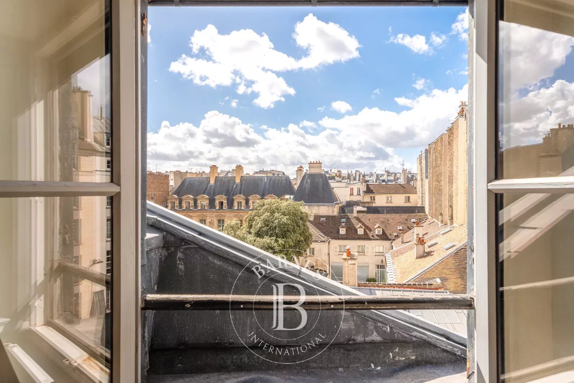 Daire Paris 4ème - picture 22