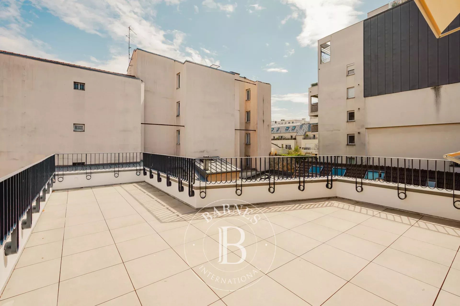 Clichy  - Duplex 3 Bedrooms - picture 6