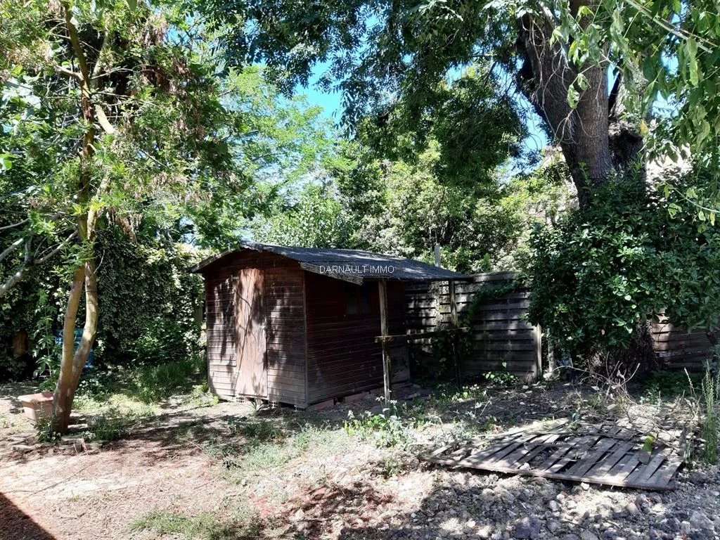 Maison de 130 m² et local de 100 m² quartier La Roseraie