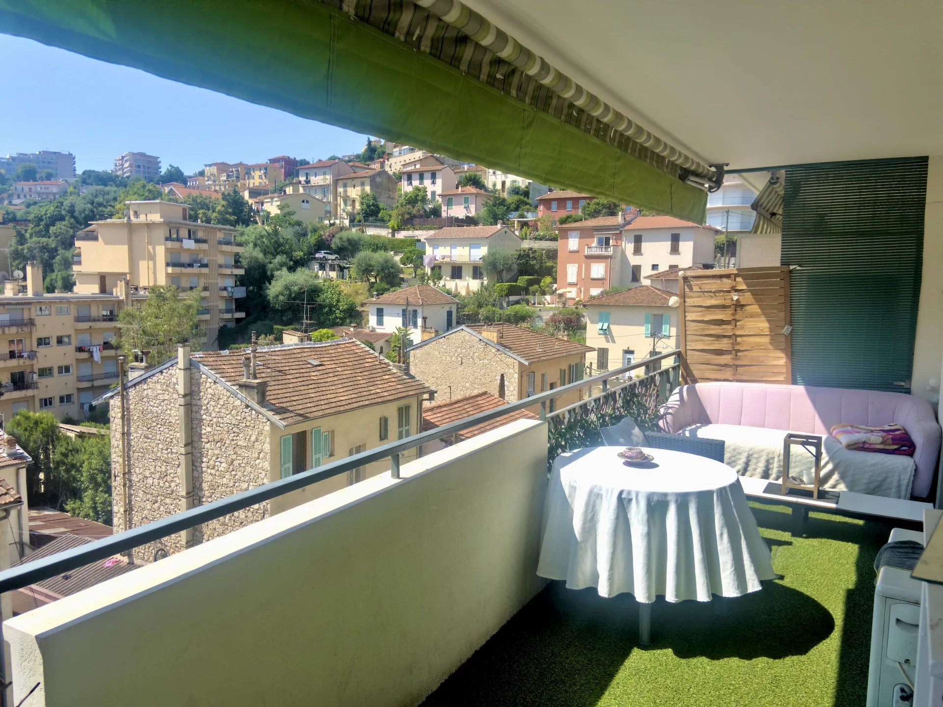 Agence immobilière de AZUR LOC INVEST