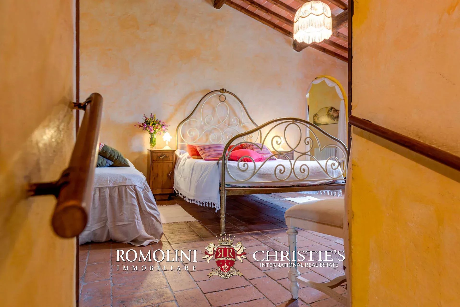 18 Bedroom Villa/Townhouse's Image 74