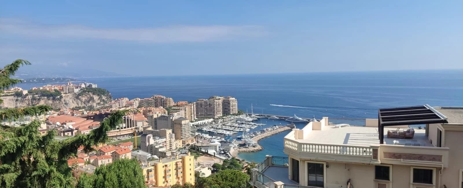 Cap d'Ail, spacieux 2 pièces avec vue panoramique