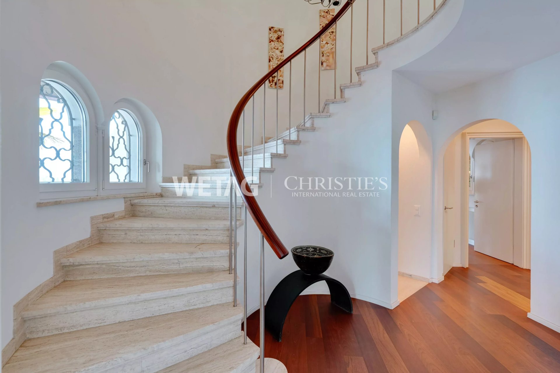 4 Bedroom Villa/Townhouse's Image 10