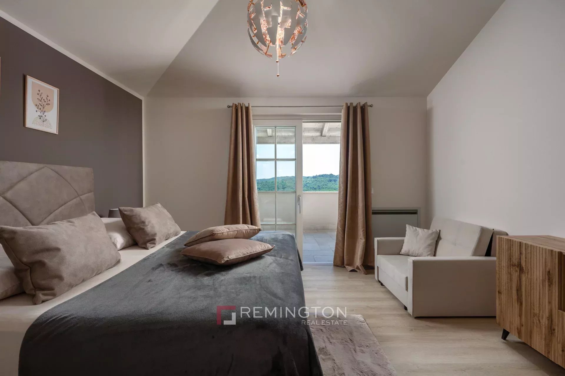 Villa/Townhouse's Image 14