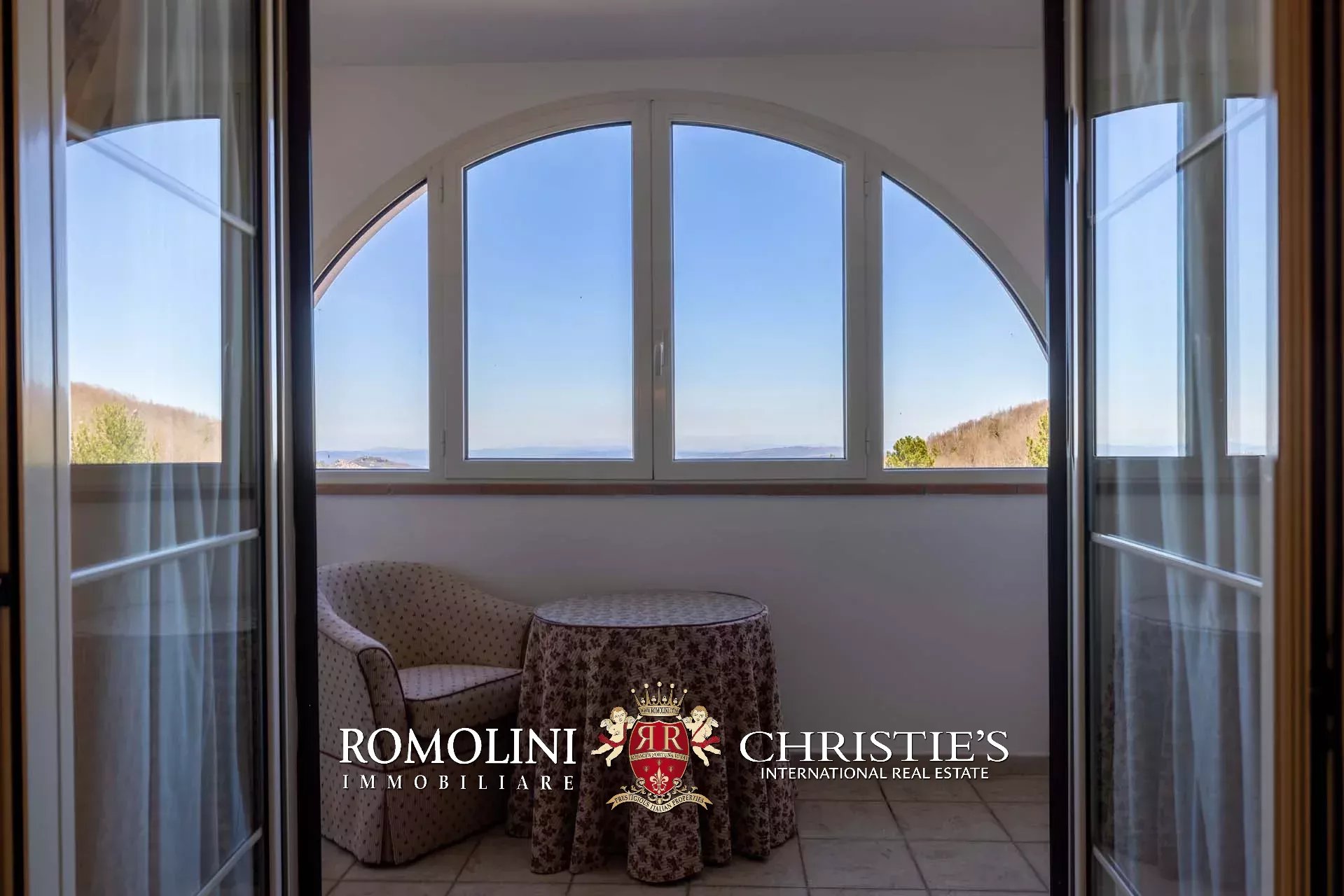 108 Bedroom Villa/Townhouse's Image 43