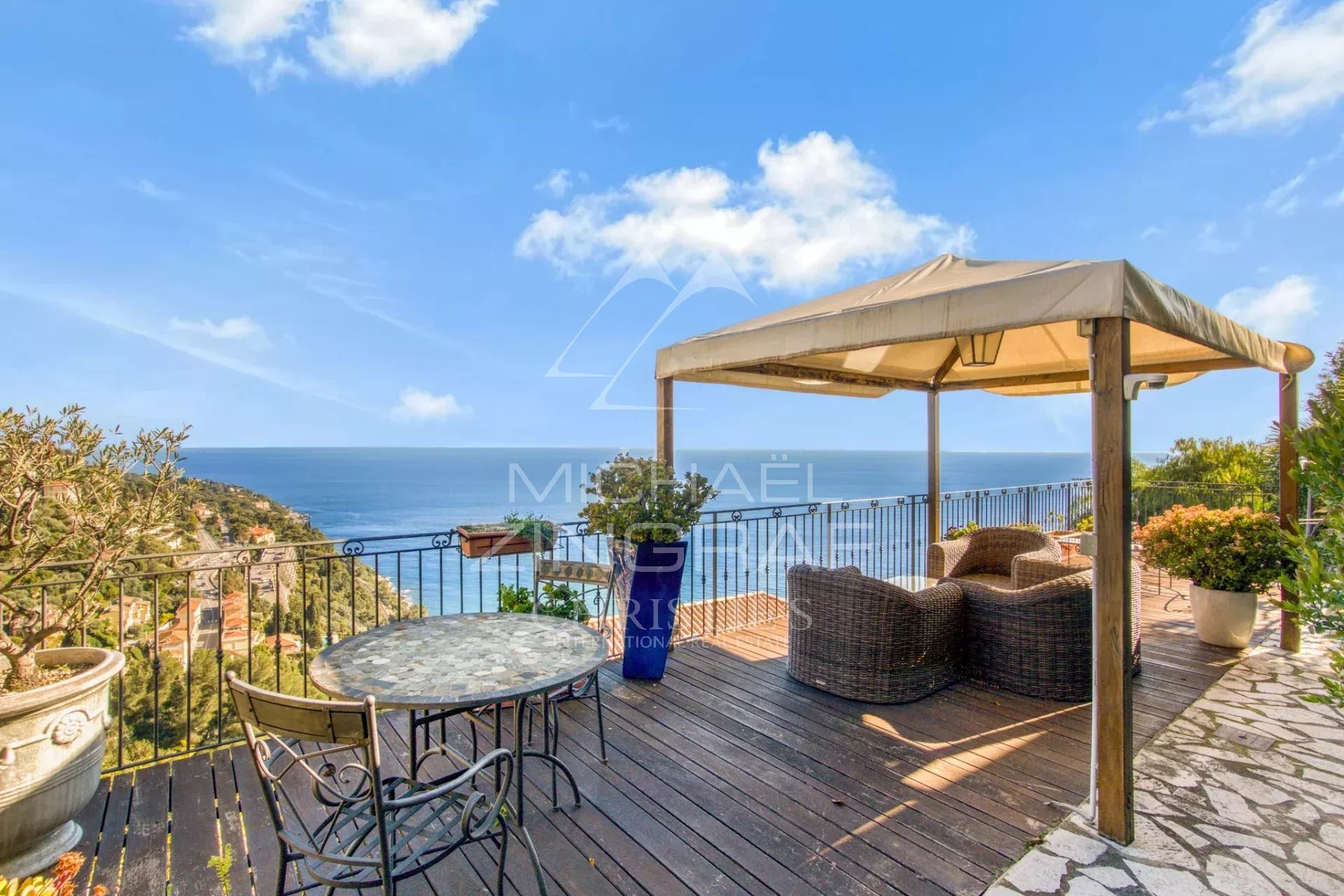 4 Bedroom Villa/Townhouse's Image 12