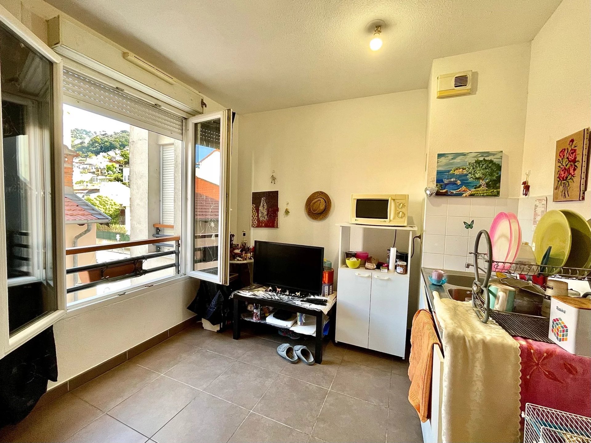 VENTE URGENTE – Studio vendu loué – Copropriété récente de 2012 - Photo 3