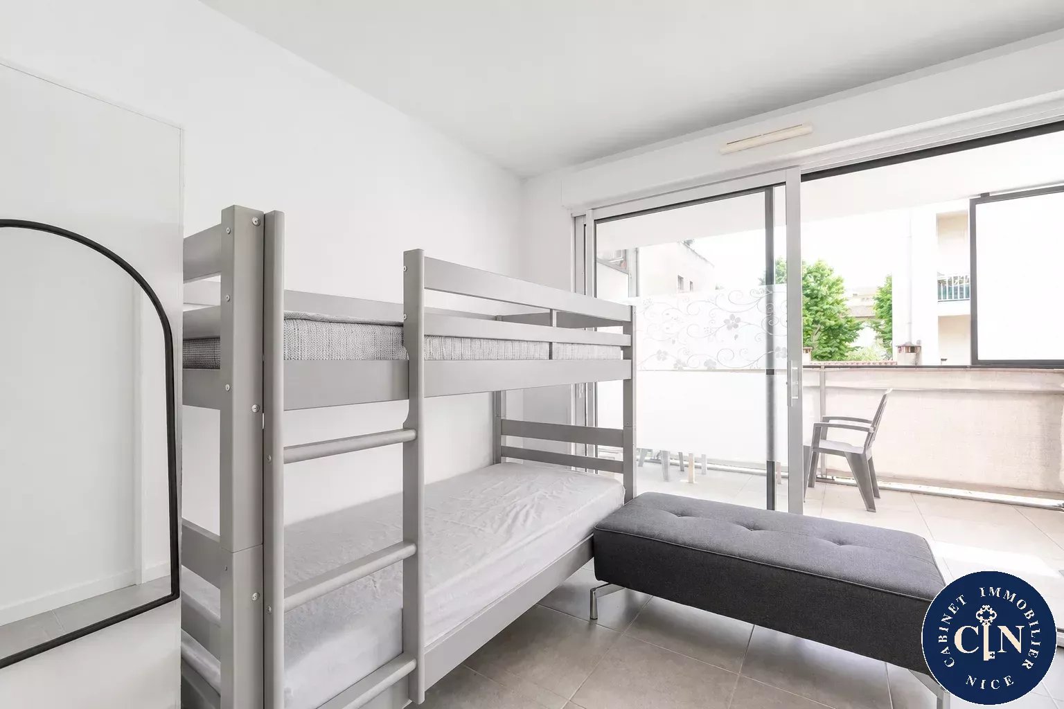 Studio 26 m² - Terrasse couverte plein sud - Le Port — photo 6