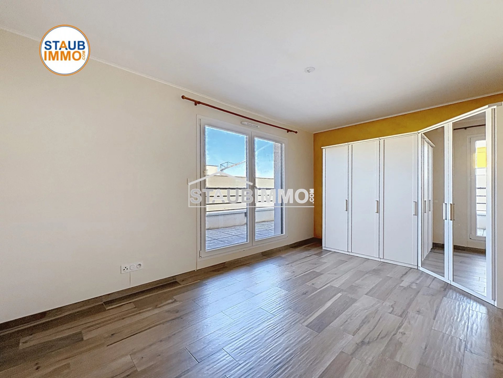 Blotzheim, Attique de 91 m² avec une grande terrasse de 74 m²