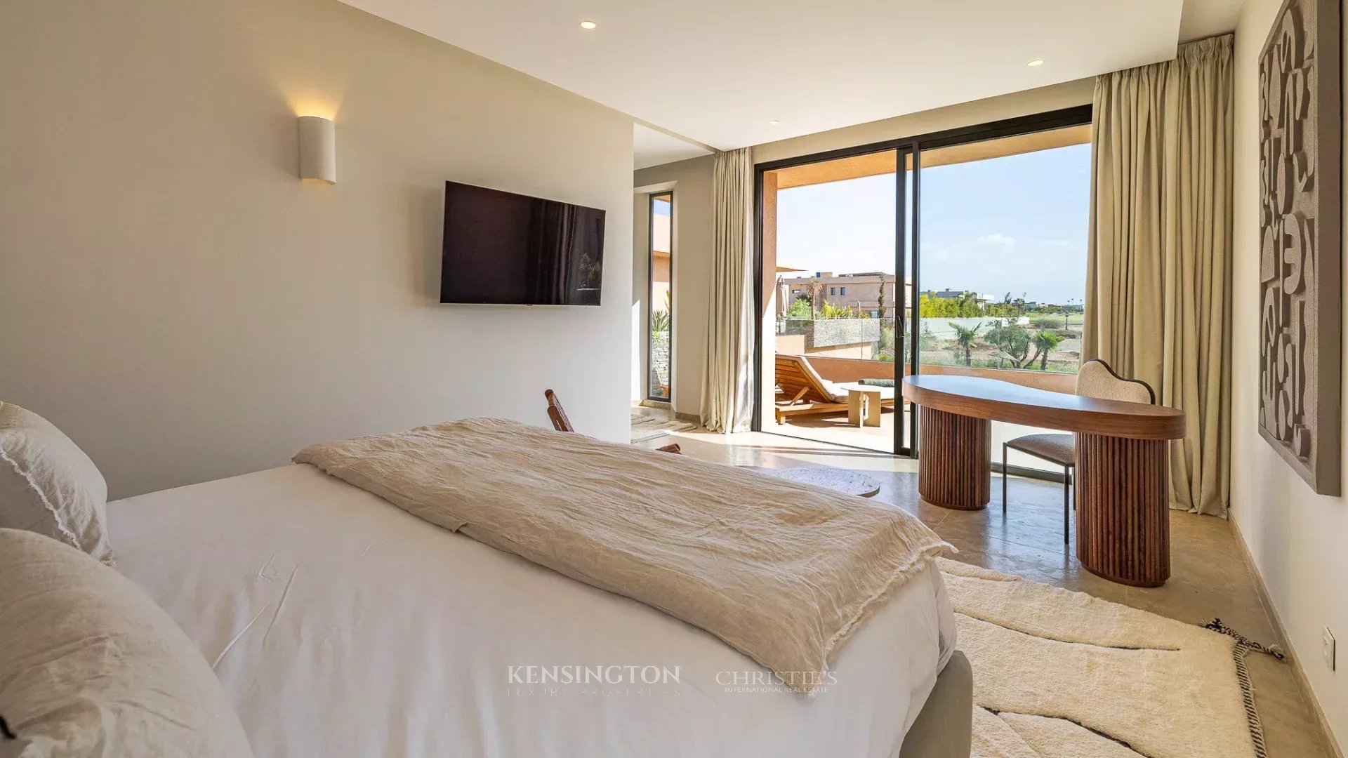 6 Bedroom Villa/Townhouse's Image 46