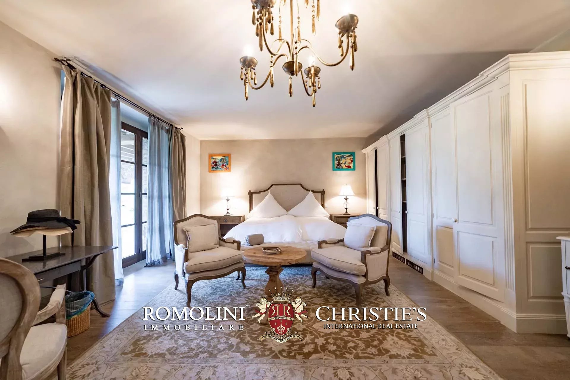 17 Bedroom Villa/Townhouse's Image 116