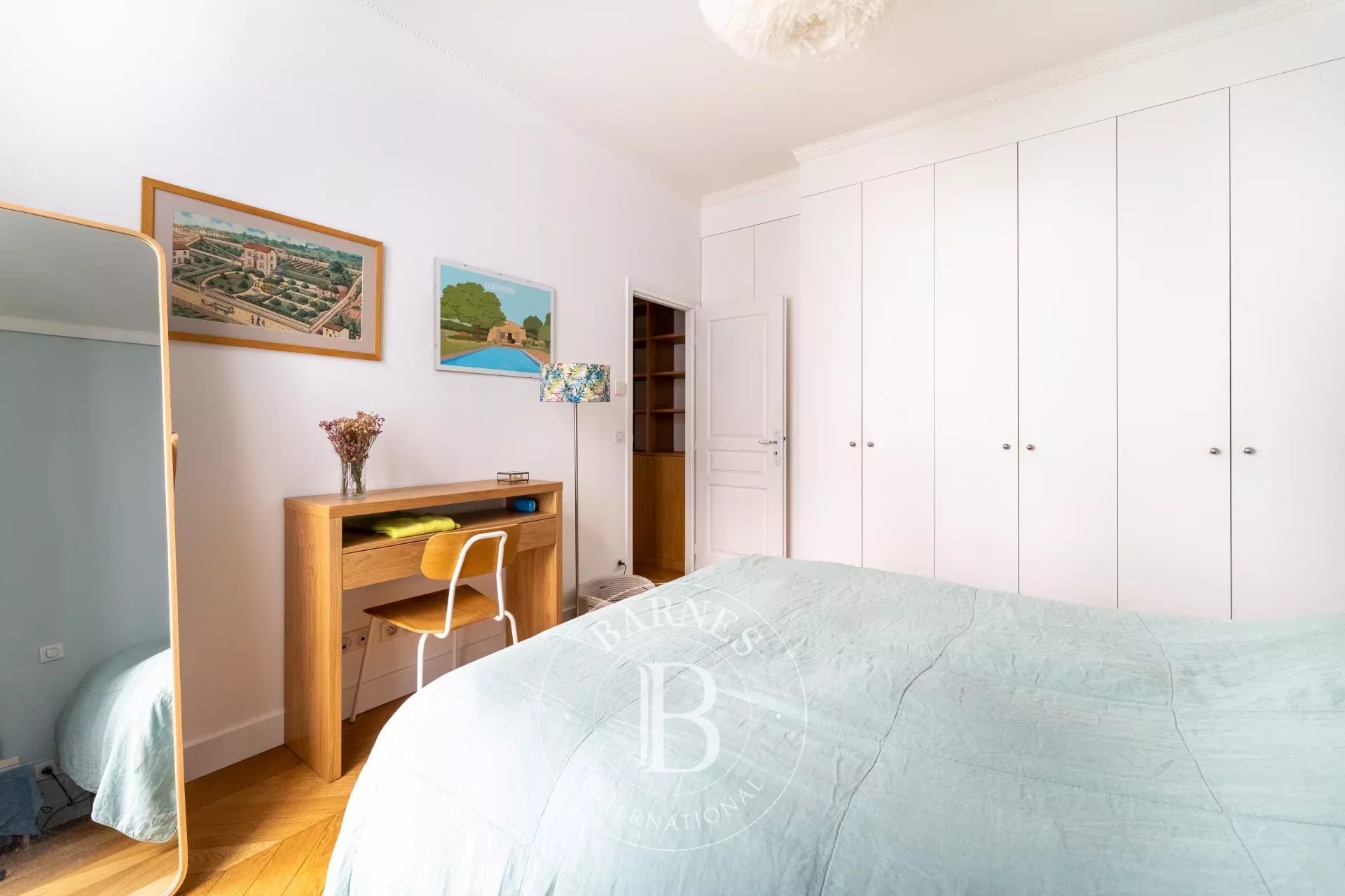 Daire Paris 3ème - picture 17