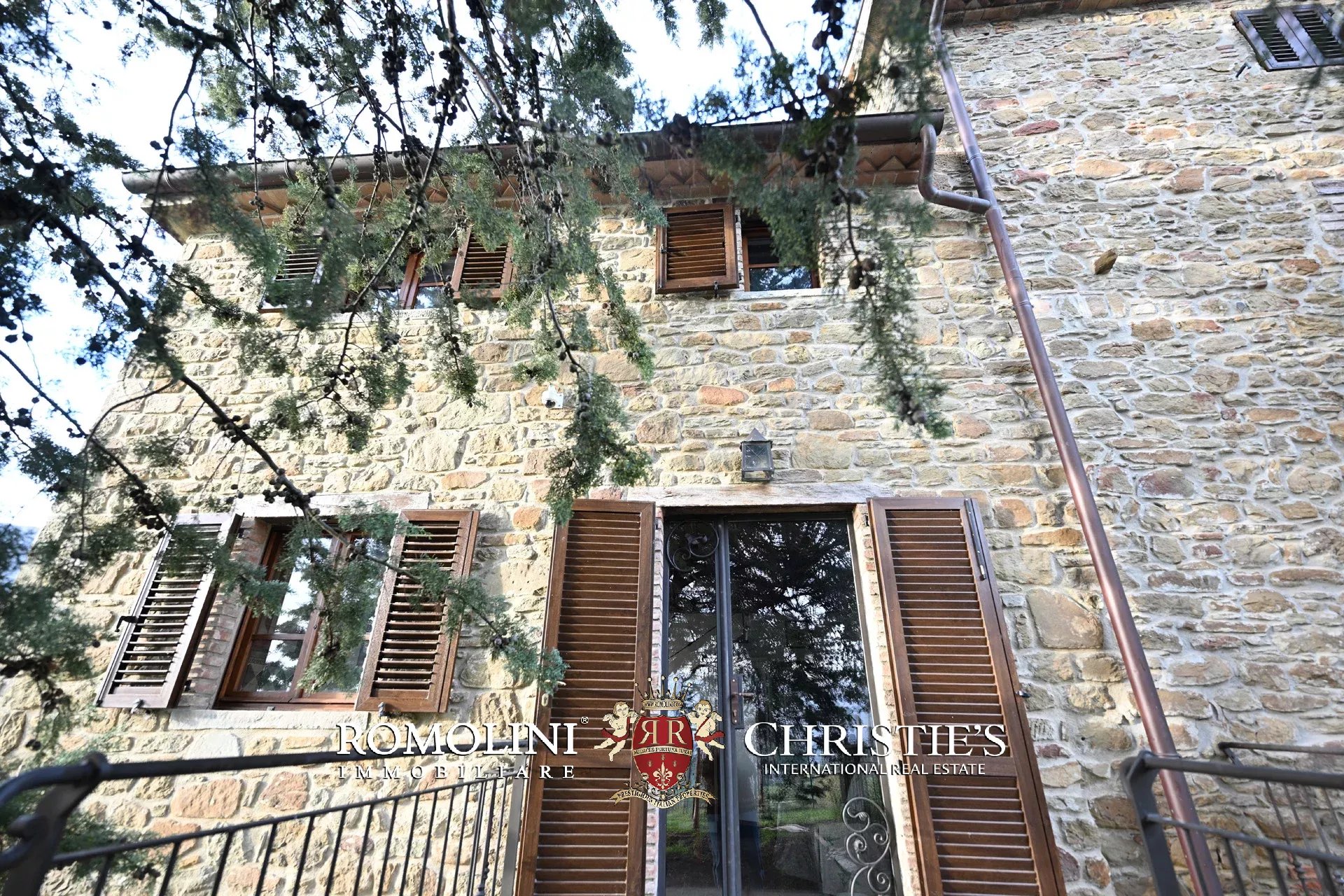 11 Bedroom Villa/Townhouse's Image 41
