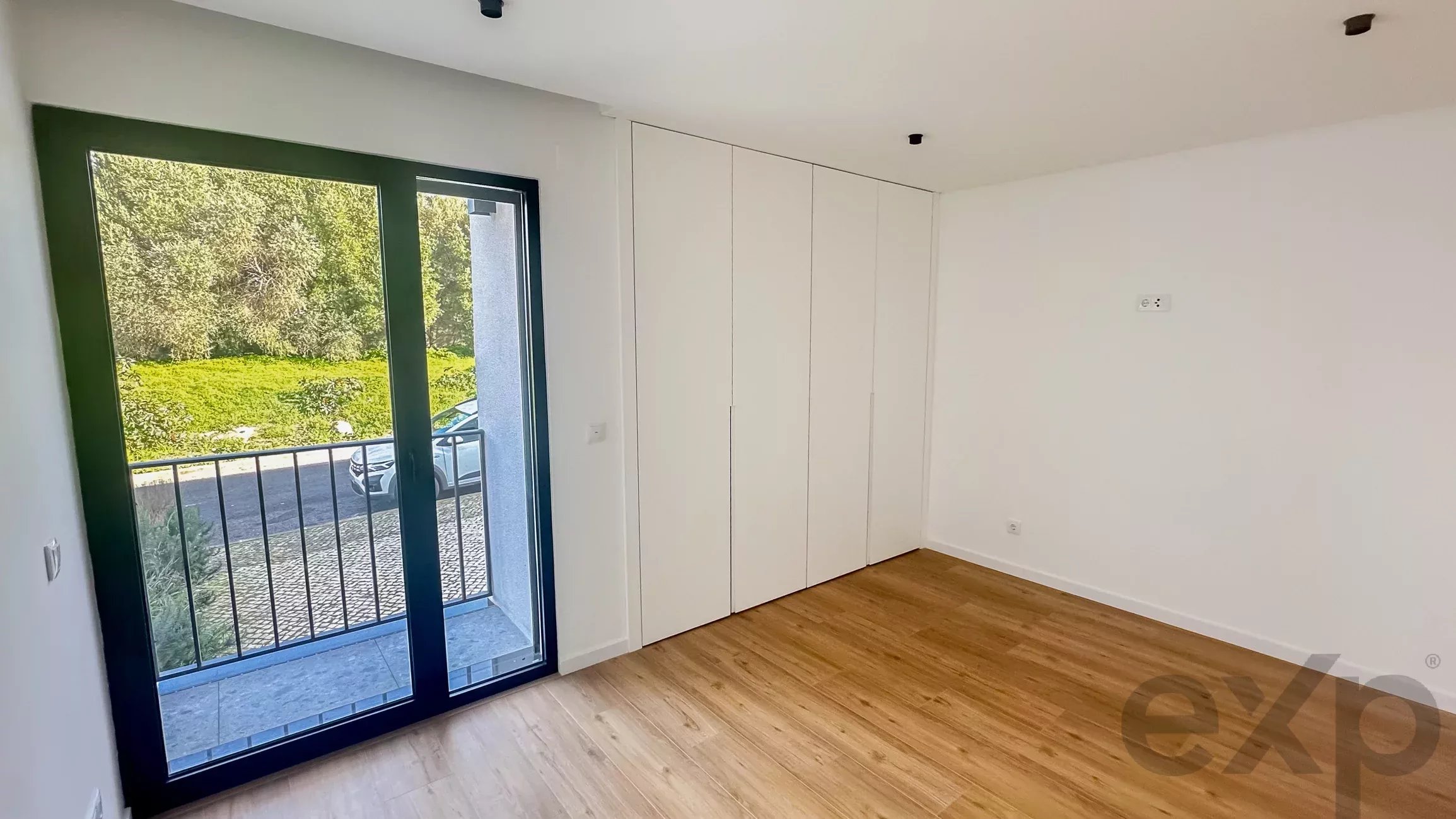 Modern 2-bedroom apartment in Alcabideche 86651620 image 25