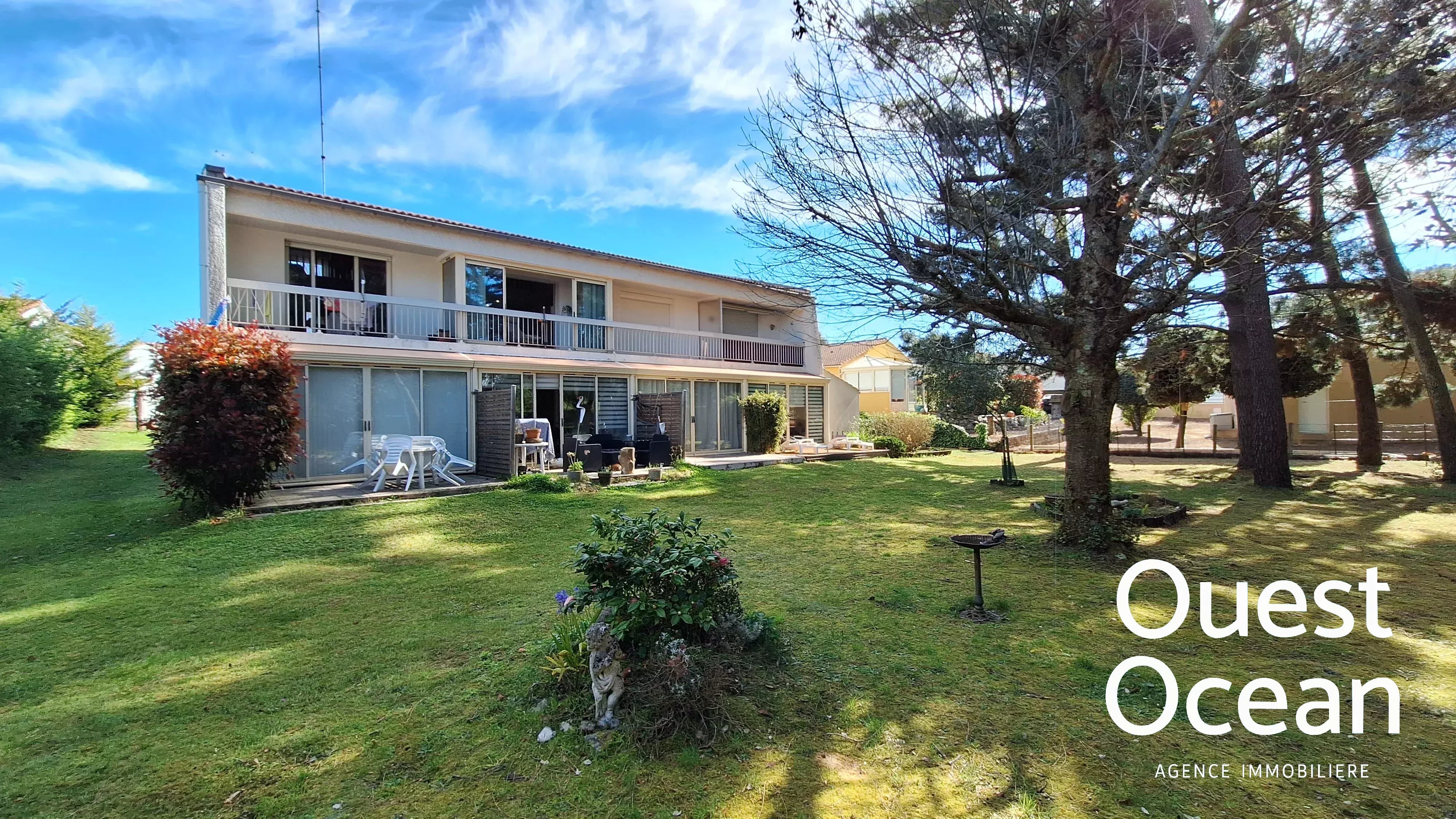 Agence immobilière de 