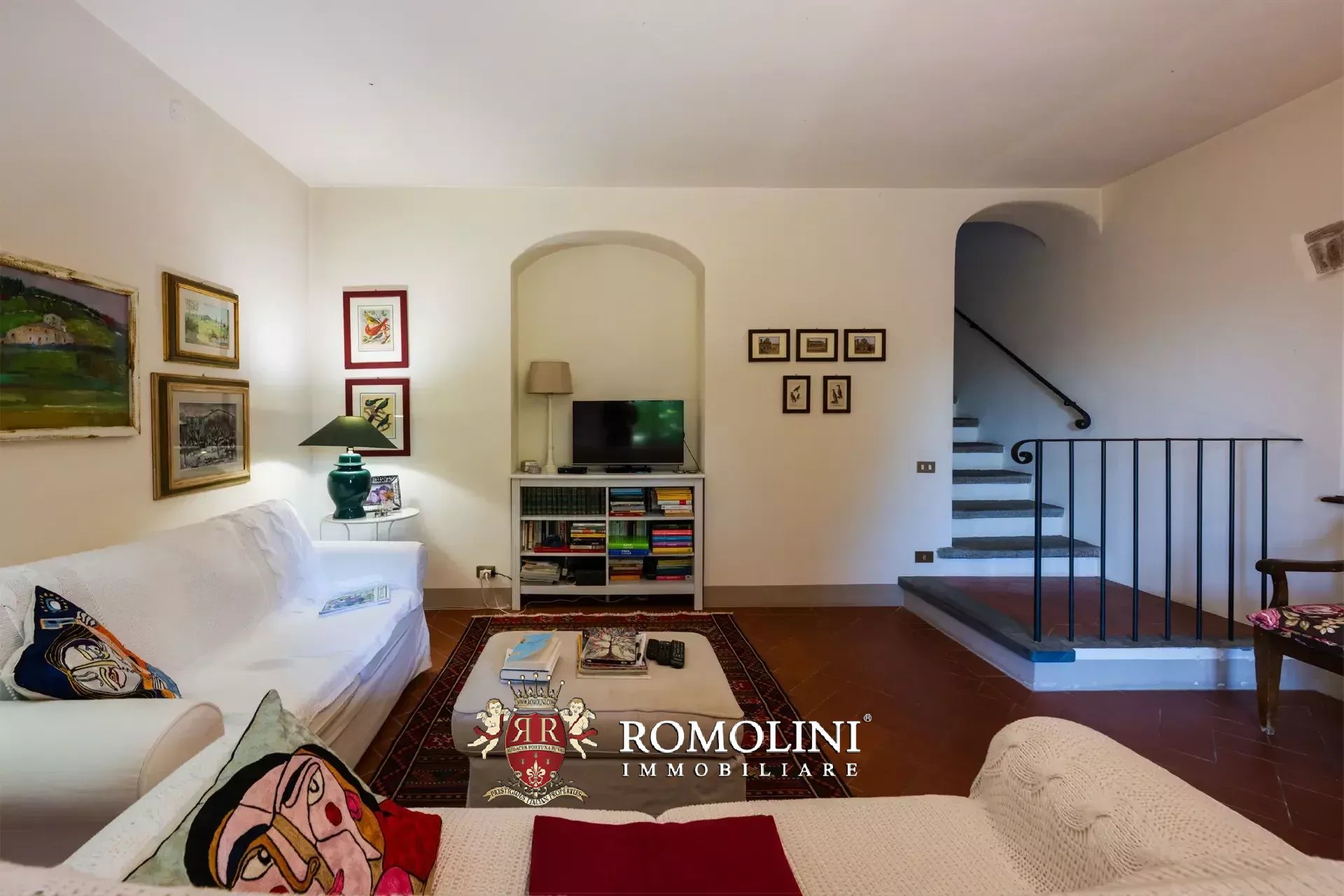 5 Bedroom Villa/Townhouse's Image 12