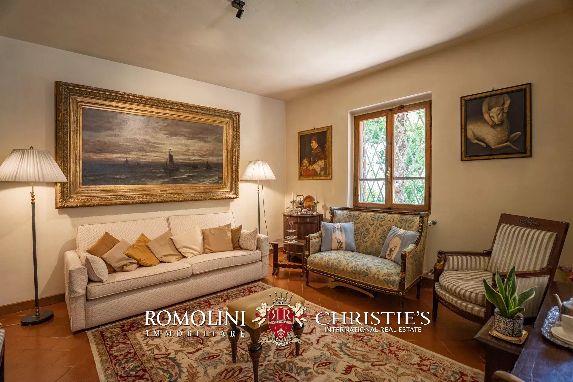 8 Bedroom Villa/Townhouse's Image 68