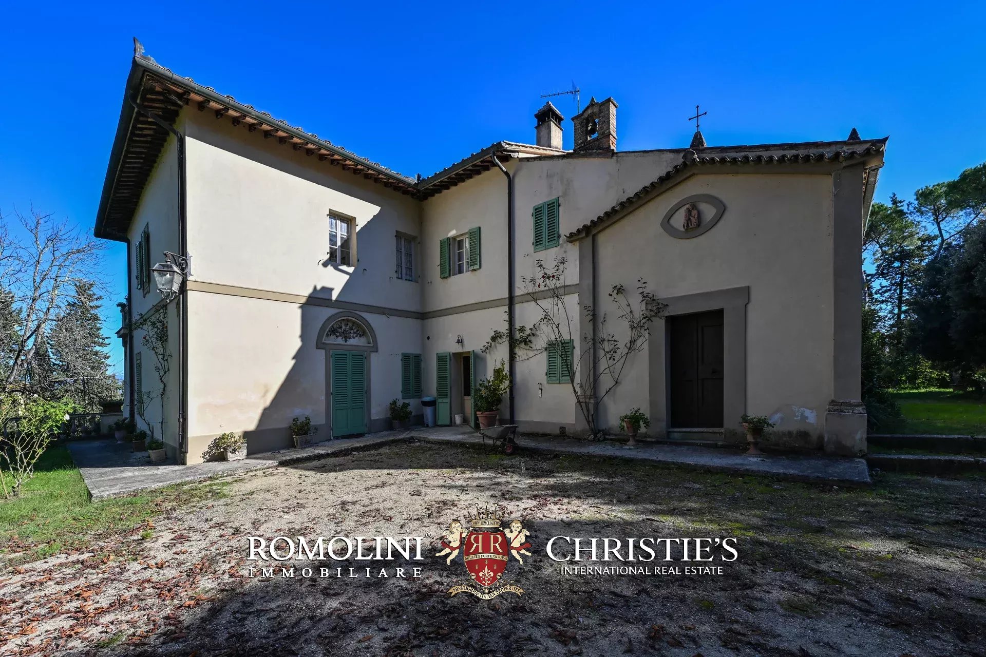35 Bedroom Vineyard's Image 28