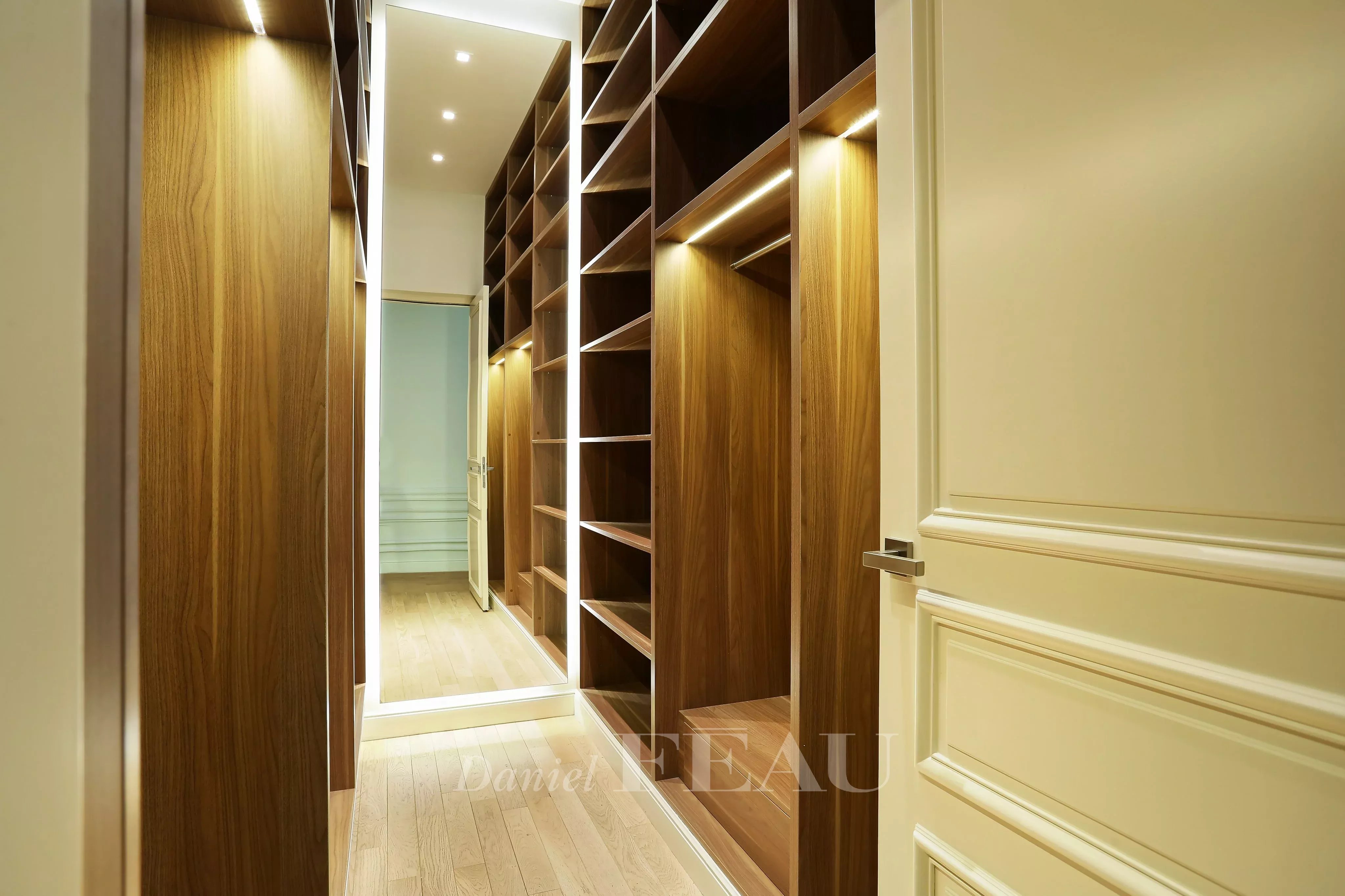 Rental Apartment Paris 16th