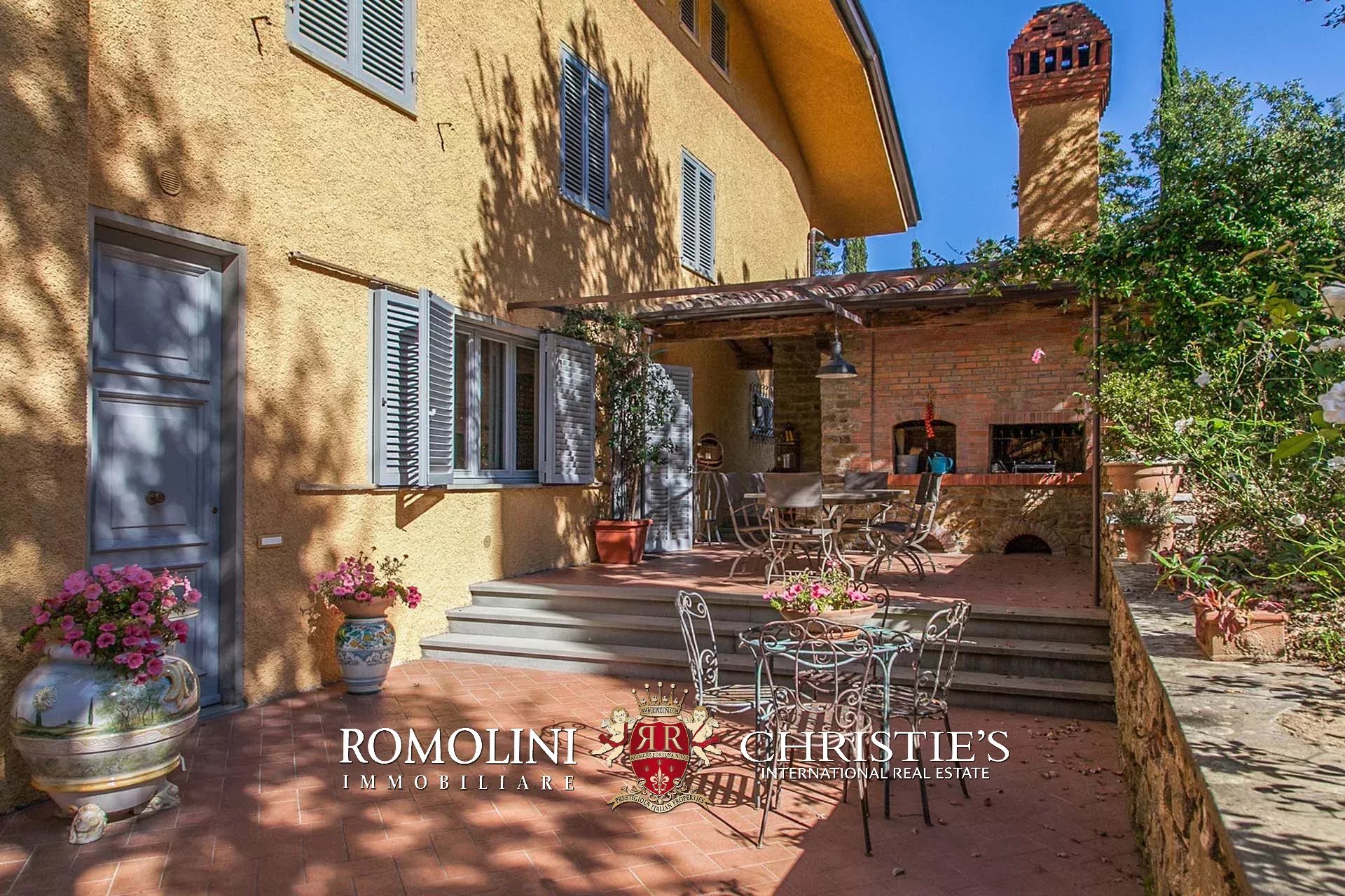 5 Bedroom Villa/Townhouse's Image 11