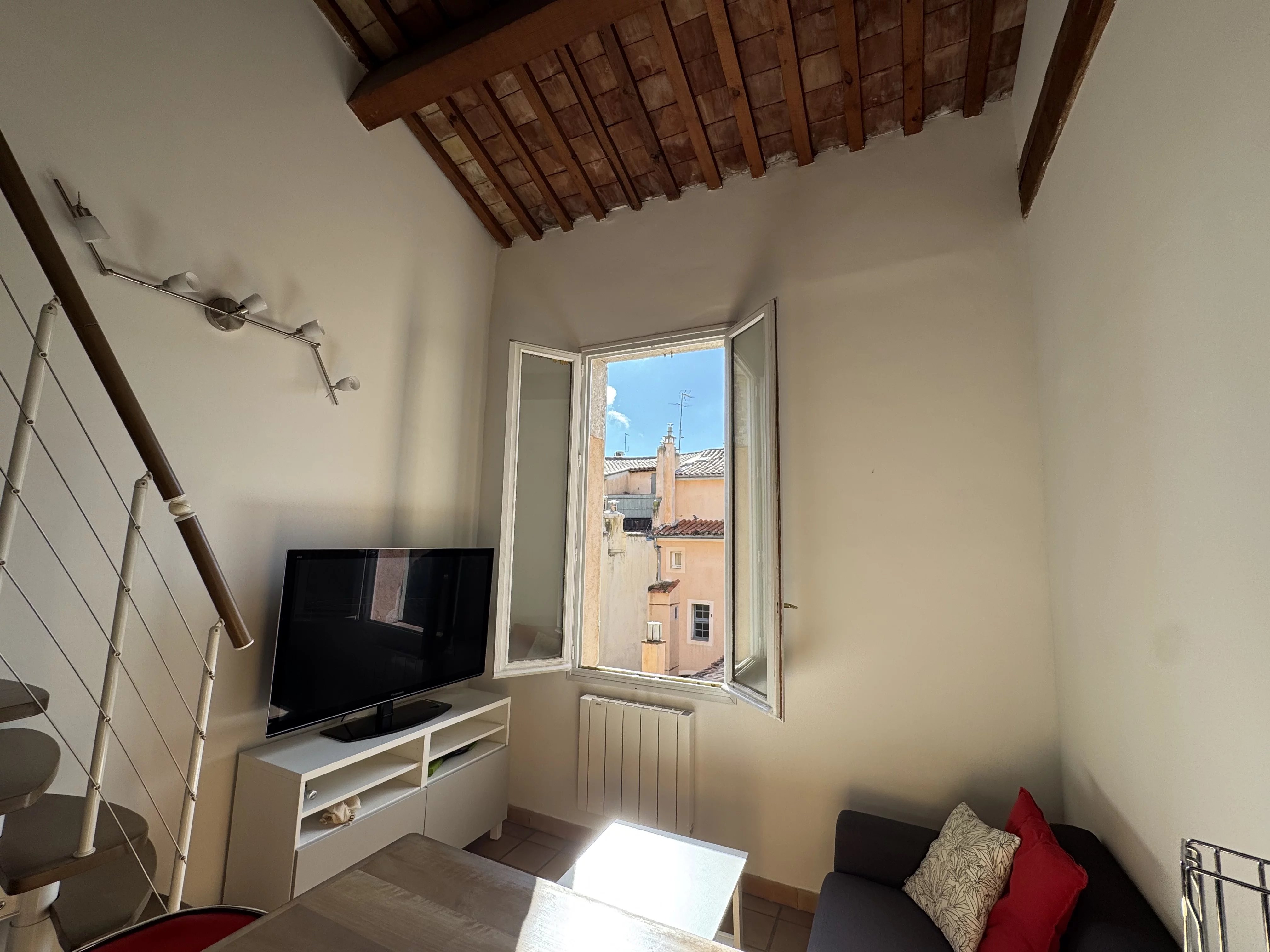 Appartement en duplex - Aix C.V Historique
