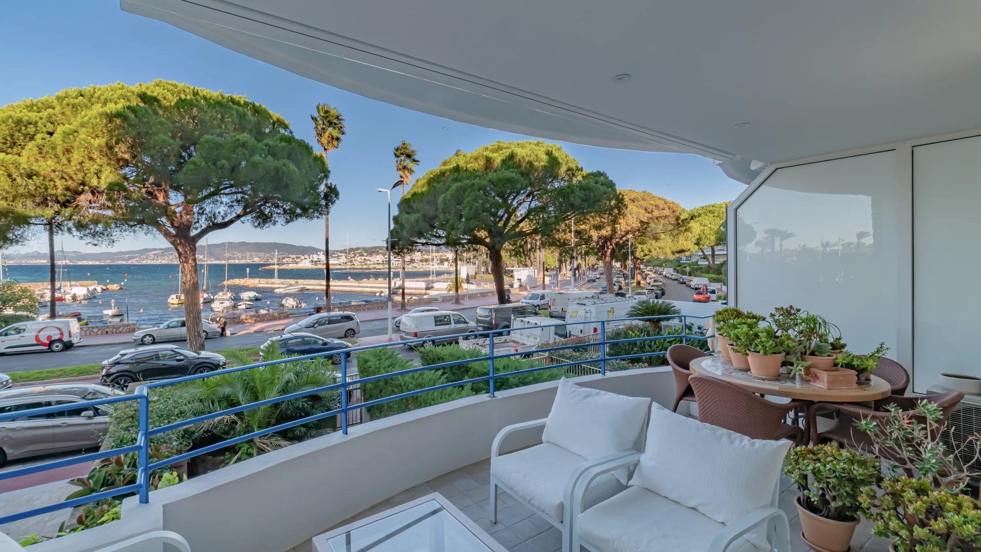 Sale Apartment Cannes Pointe Croisette