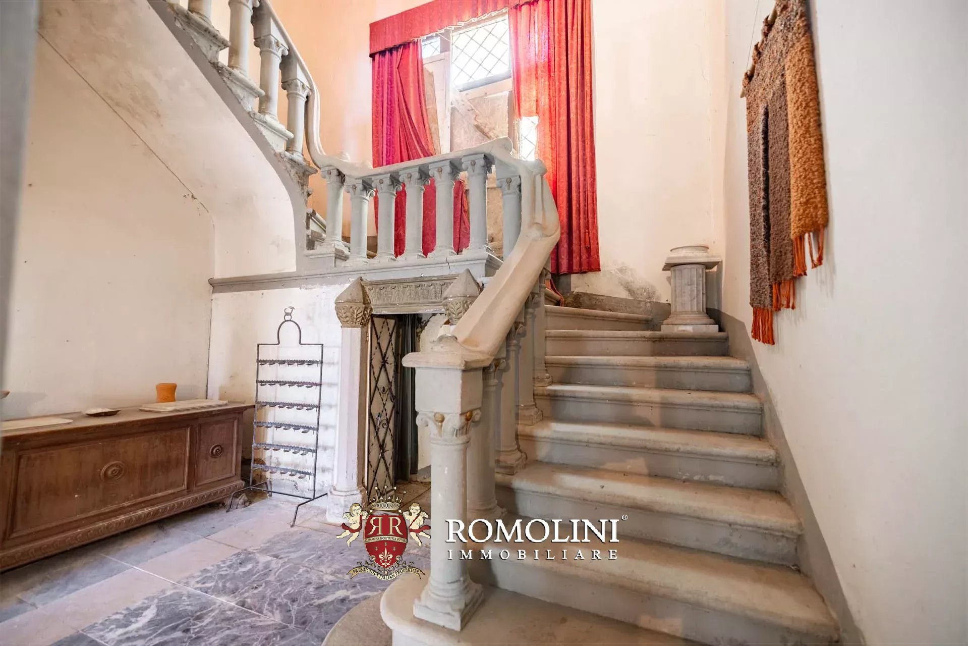 6 Bedroom Chateau's Image 33