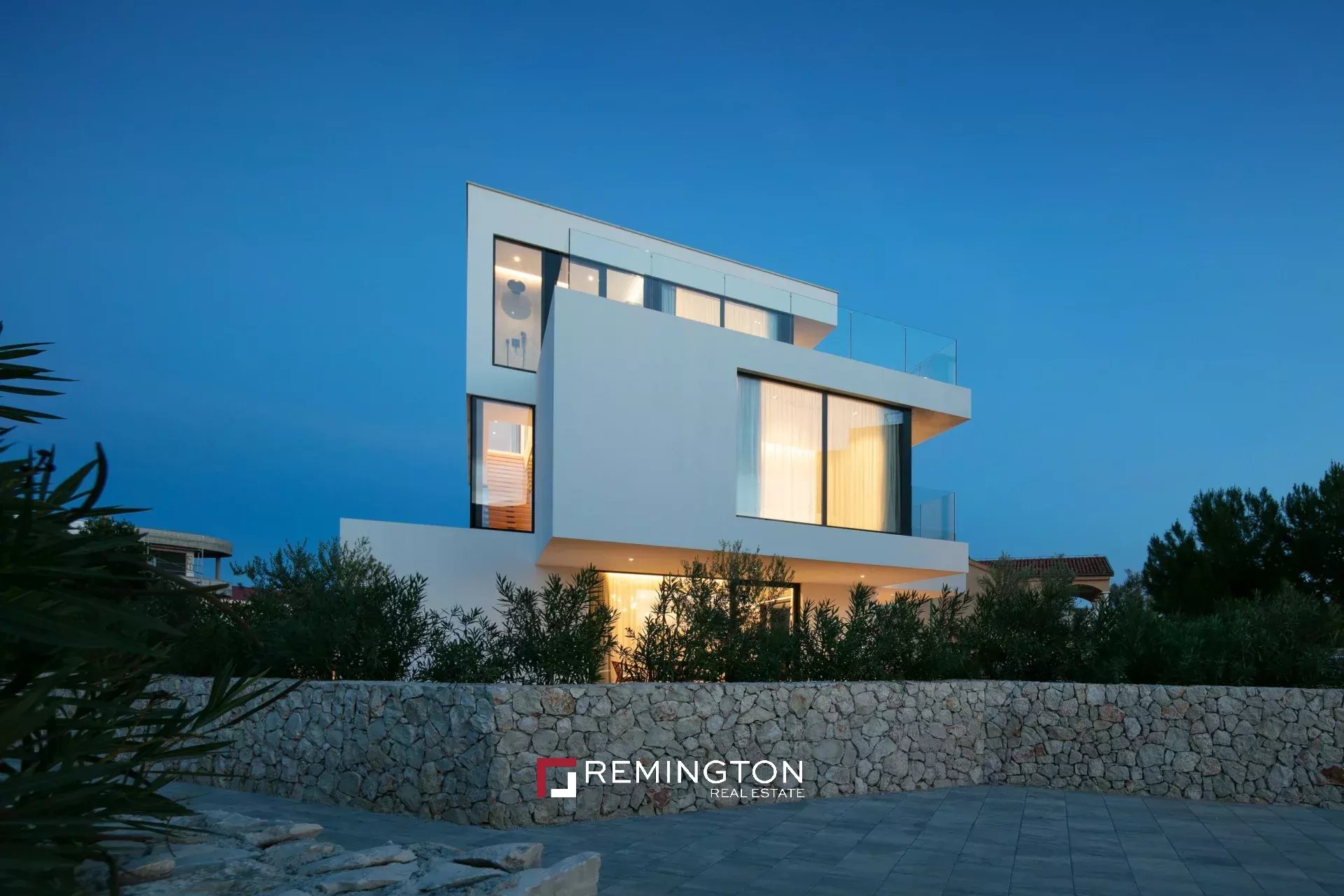 4 Bedroom Villa/Townhouse's Image 5