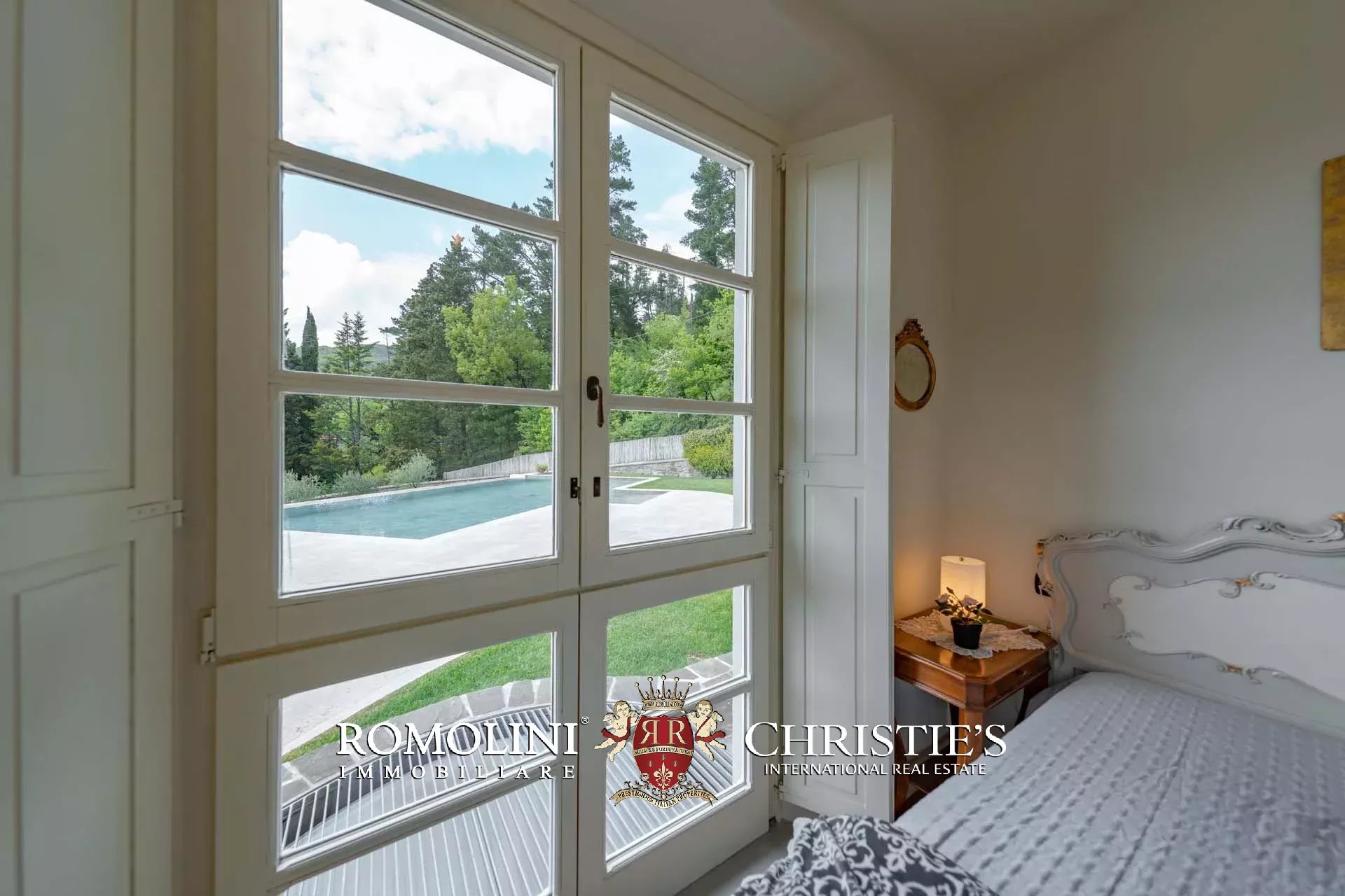 10 Bedroom Villa/Townhouse's Image 102