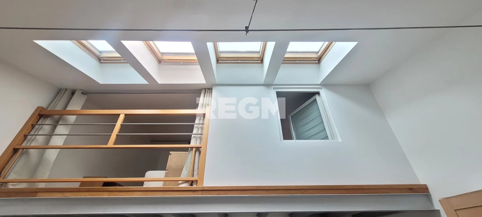 COUP DE COEUR   Superbe Loft Contemporain de 149 m2   Calme &