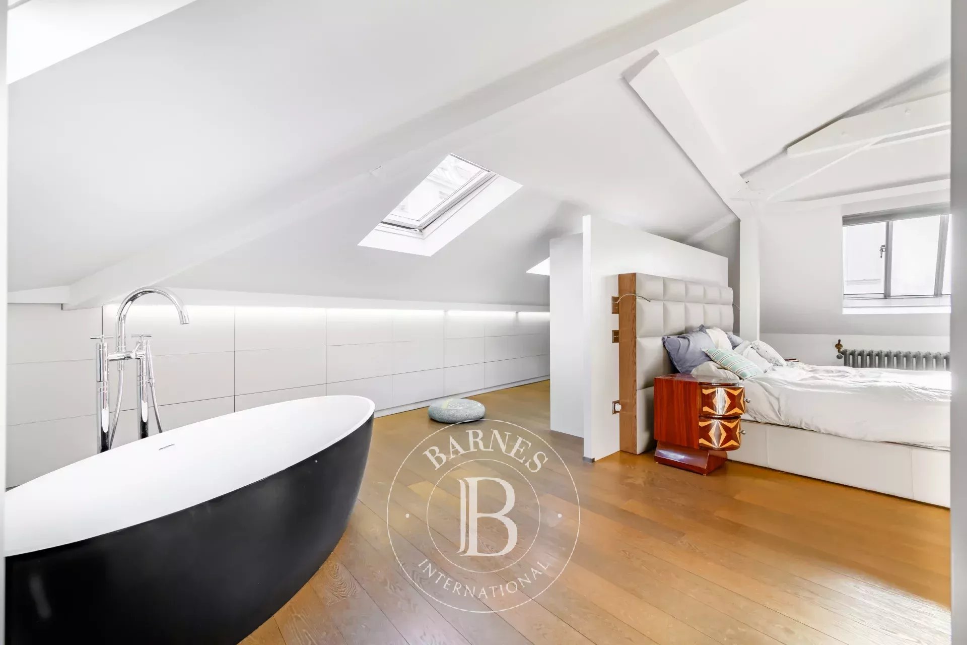 Paris  - Apartment 2 Bedrooms - picture 13