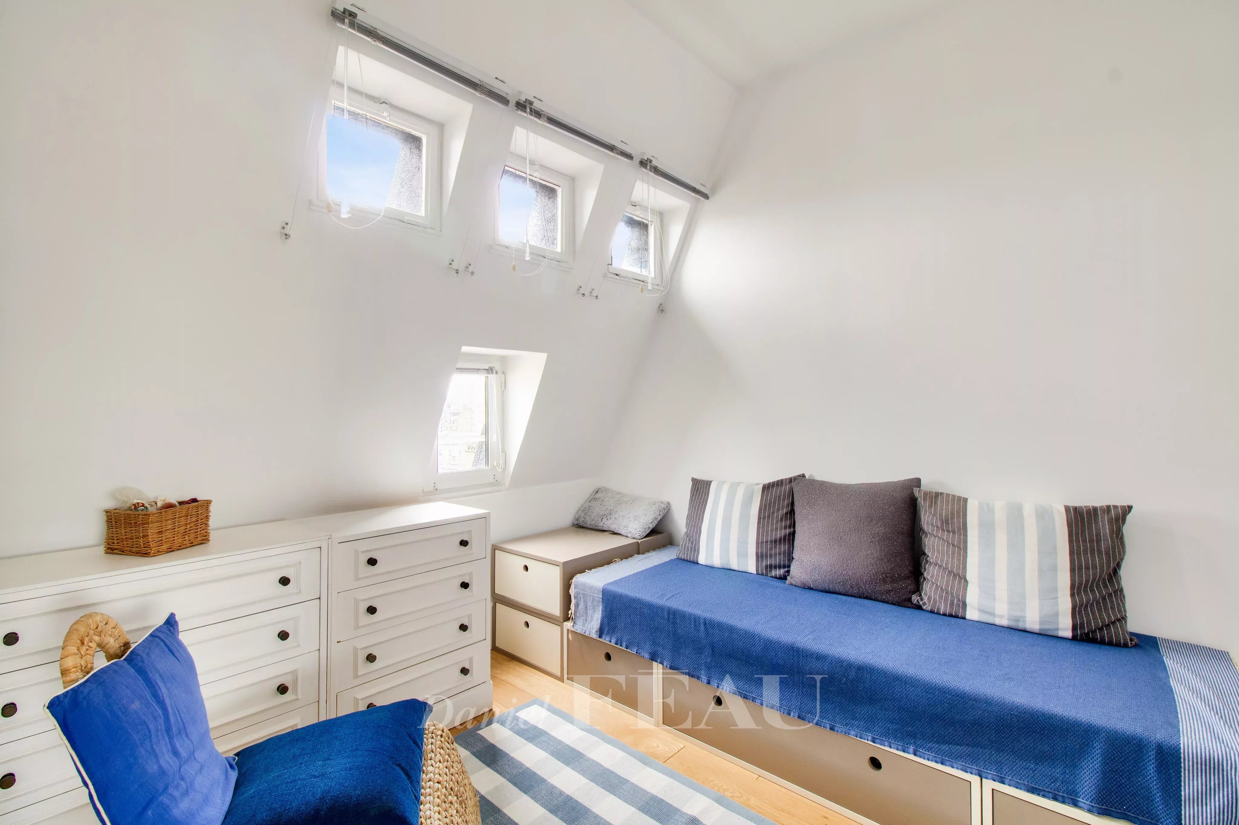 Bureau (3ème petite chambre)