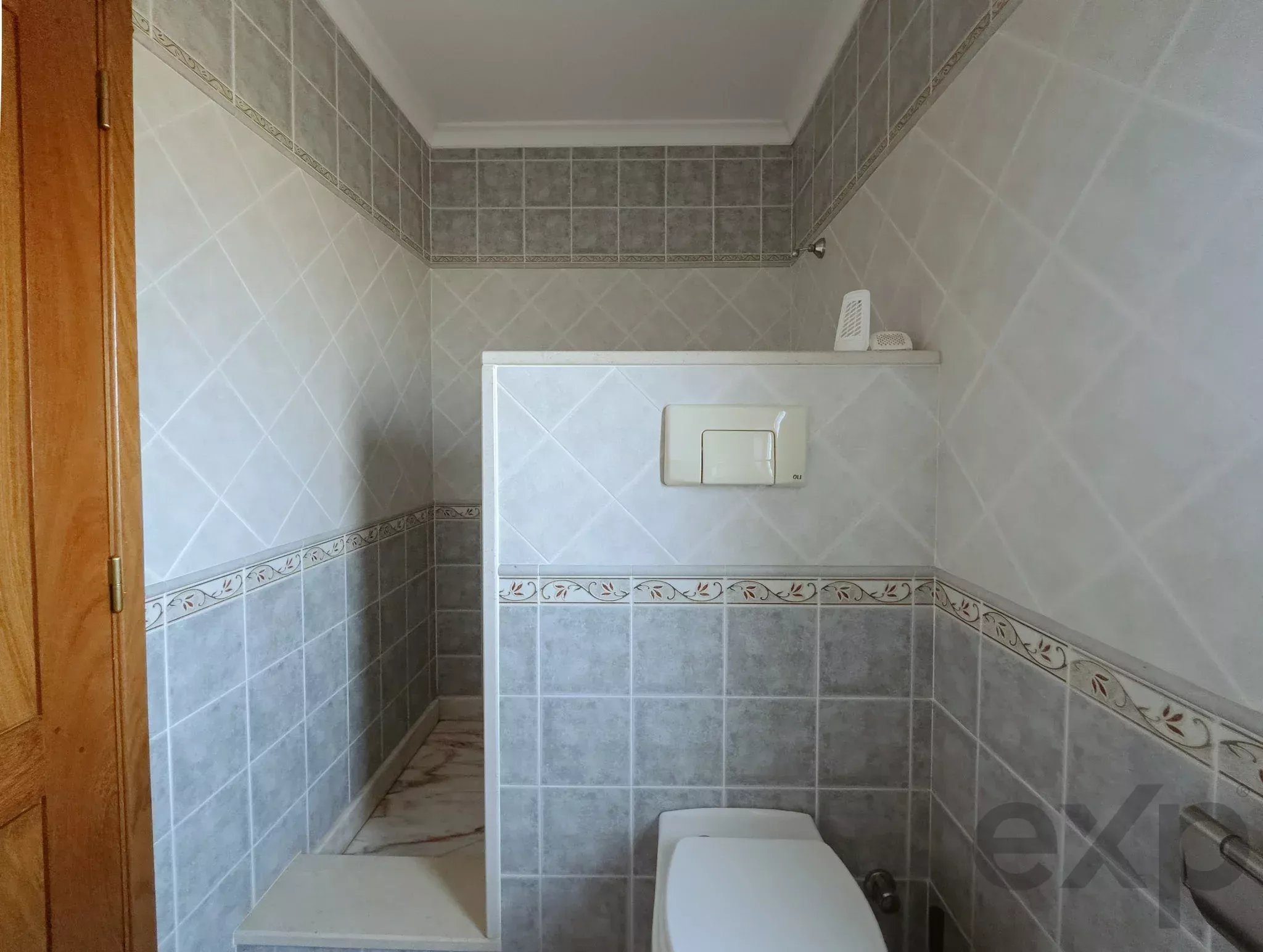 Four Bedroom Estate with Private Pool & 5+ Hectares in Ourique, Beja District, Alentejo 86933567 image 19